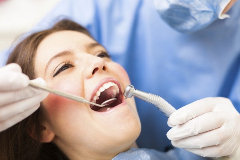 ویژگیهای بهترین دکتر دندانپزشک مشهد