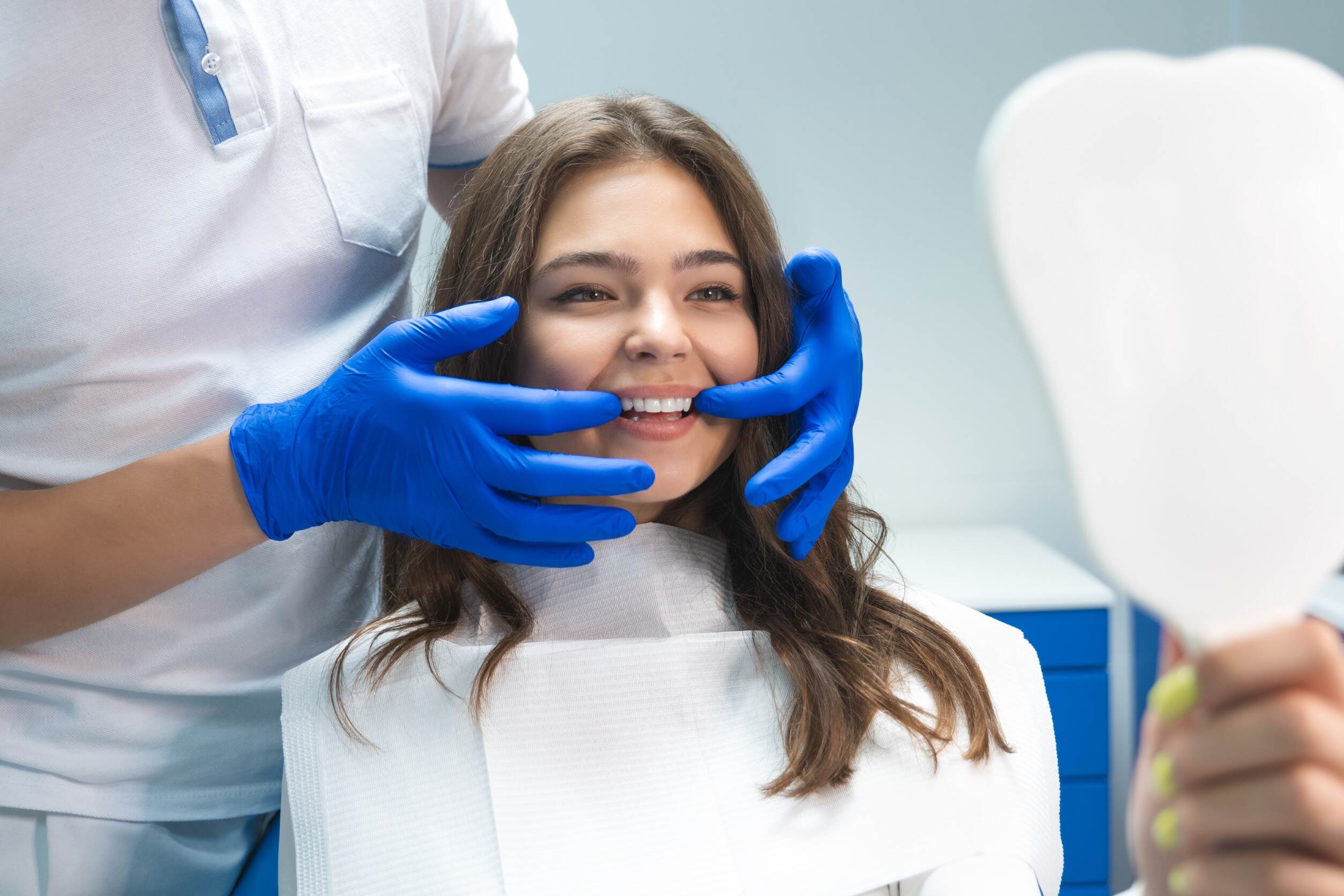 معیارهای انتخاب بهترین لابراتوار دندانسازی مشهد